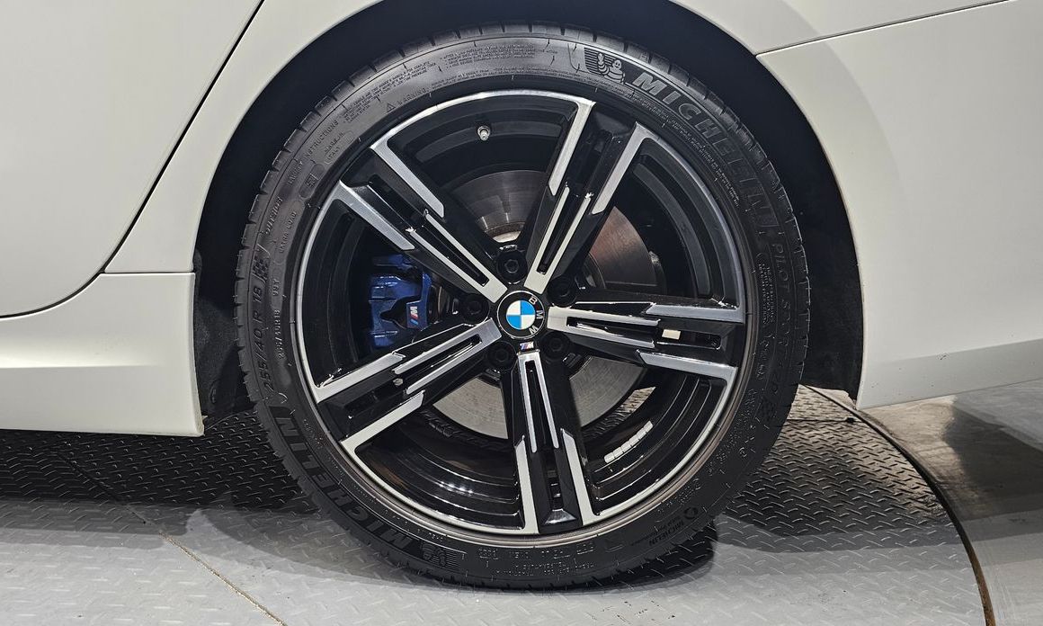 BMW 3-Series 2024