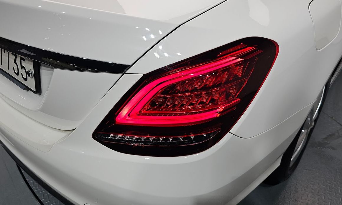 Mercedes-Benz C-Class 2019