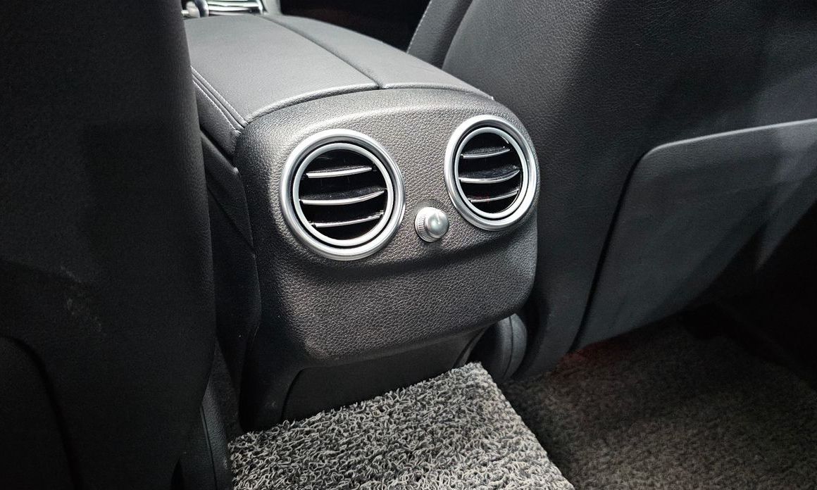 Mercedes-Benz C-Class 2019