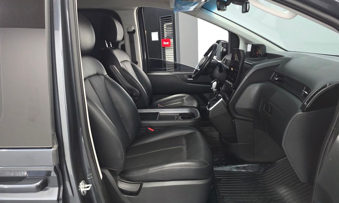 Hyundai Staria 2023