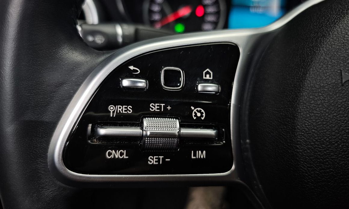 Mercedes-Benz C-Class 2019