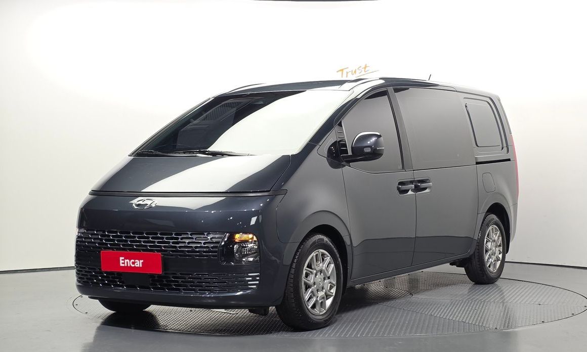 Hyundai Staria 2023