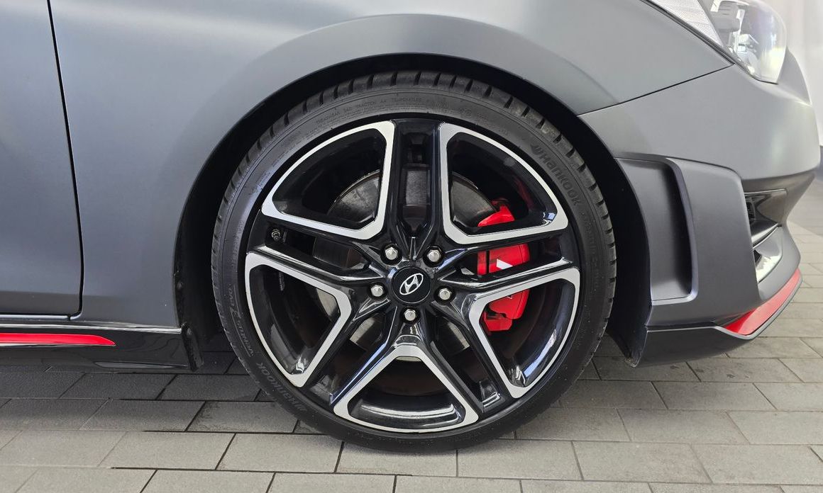 Hyundai Veloster 2022