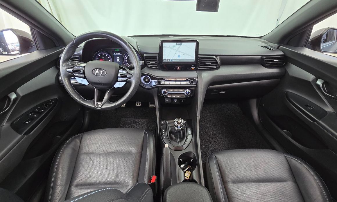 Hyundai Veloster 2022