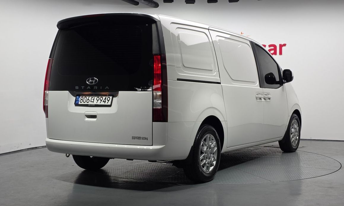 Hyundai Staria 2023