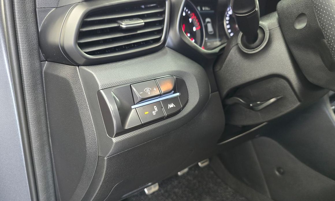 Hyundai Veloster 2022