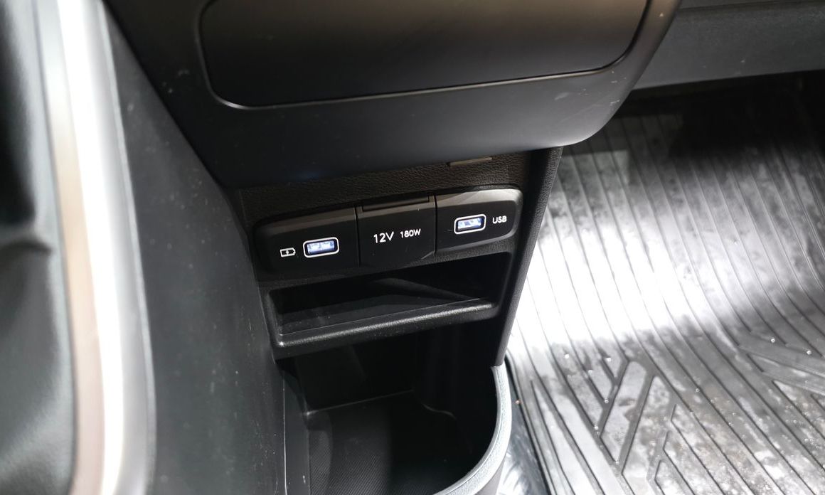 Hyundai Staria 2023