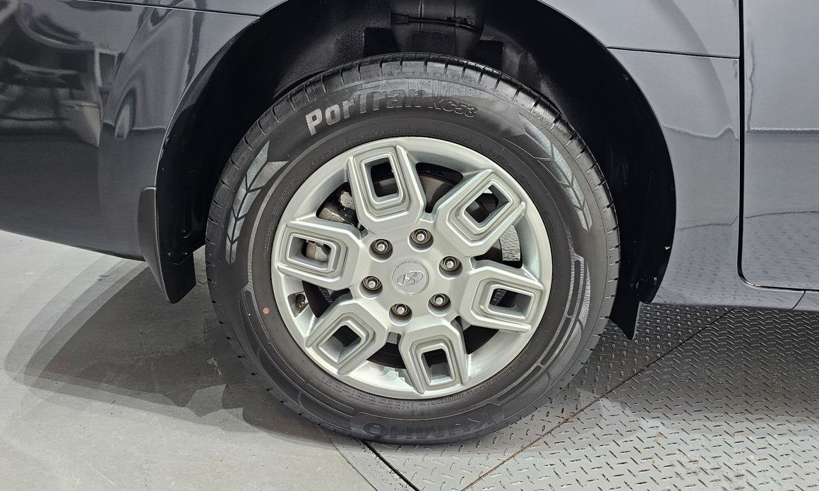 Hyundai Staria 2023