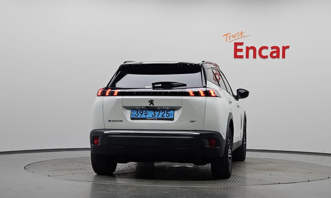 Peugeot 2008 2023