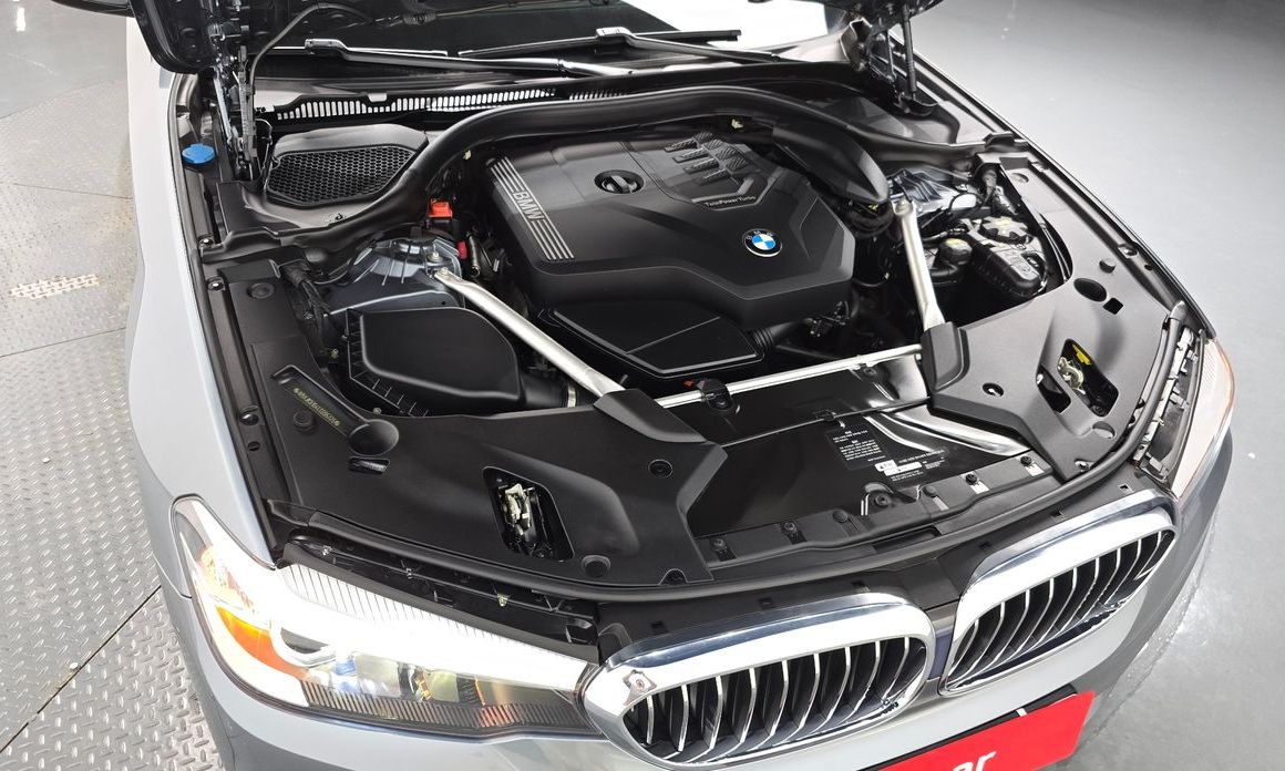 BMW 5-Series 2020