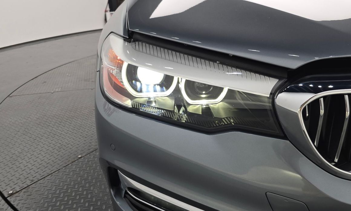 BMW 5-Series 2020