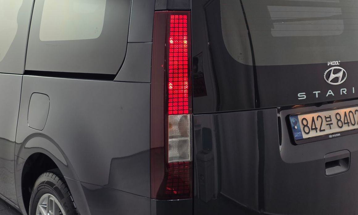 Hyundai Staria 2023