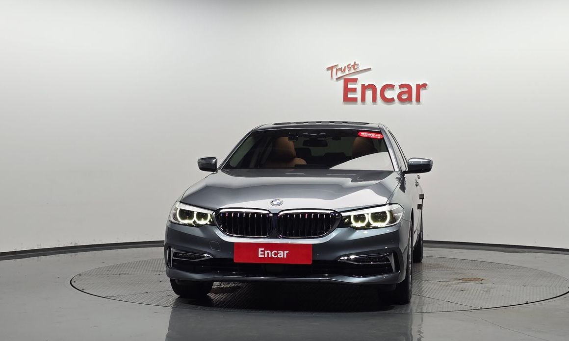 BMW 5-Series 2020