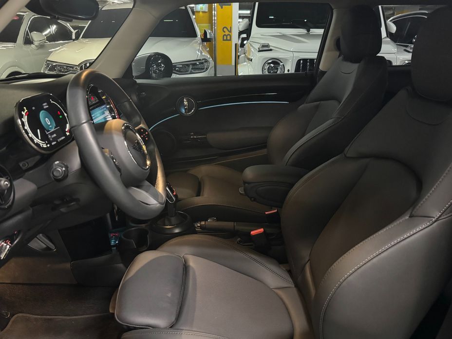 Mini Cooper 2024