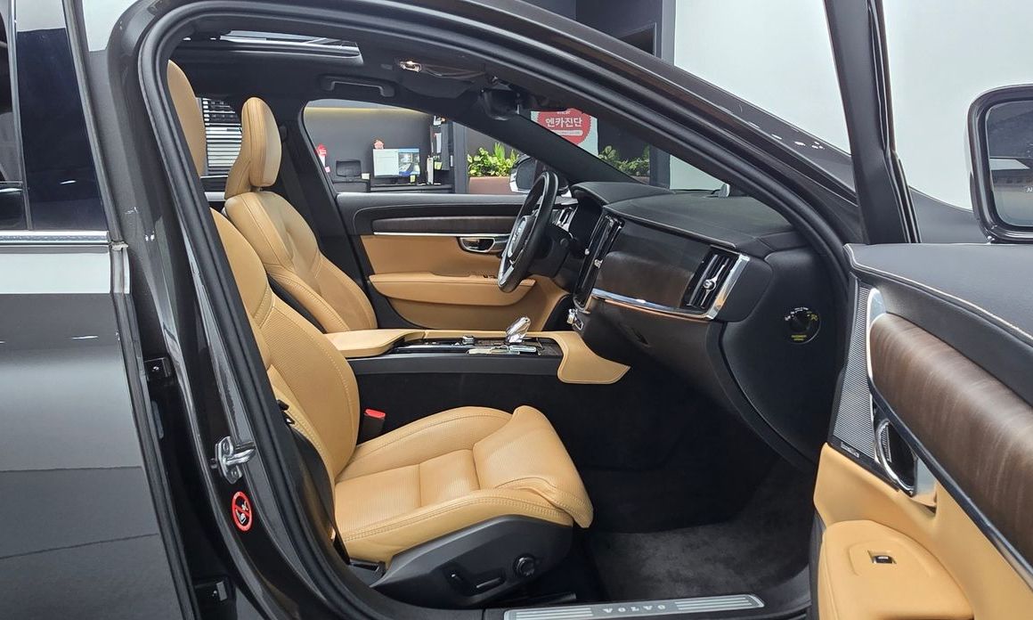 Volvo S90 2021