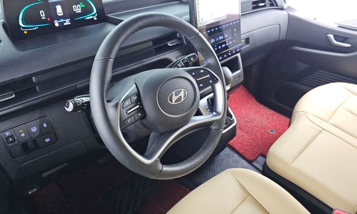Hyundai Staria 2025