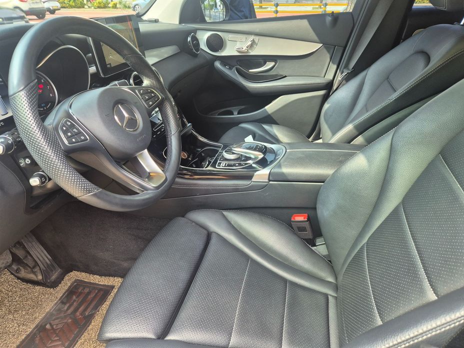 Mercedes-Benz GLC-Class 2019
