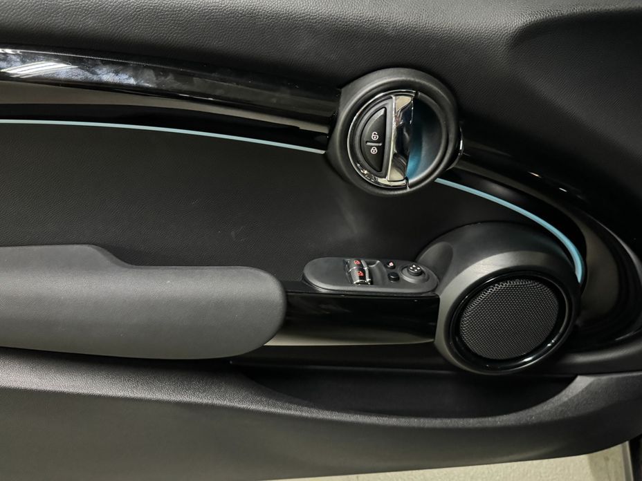 Mini Cooper 2024