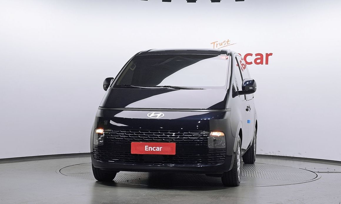 Hyundai Staria 2025