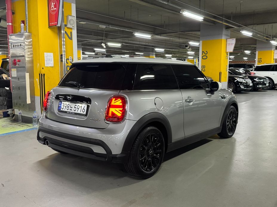 Mini Cooper 2024