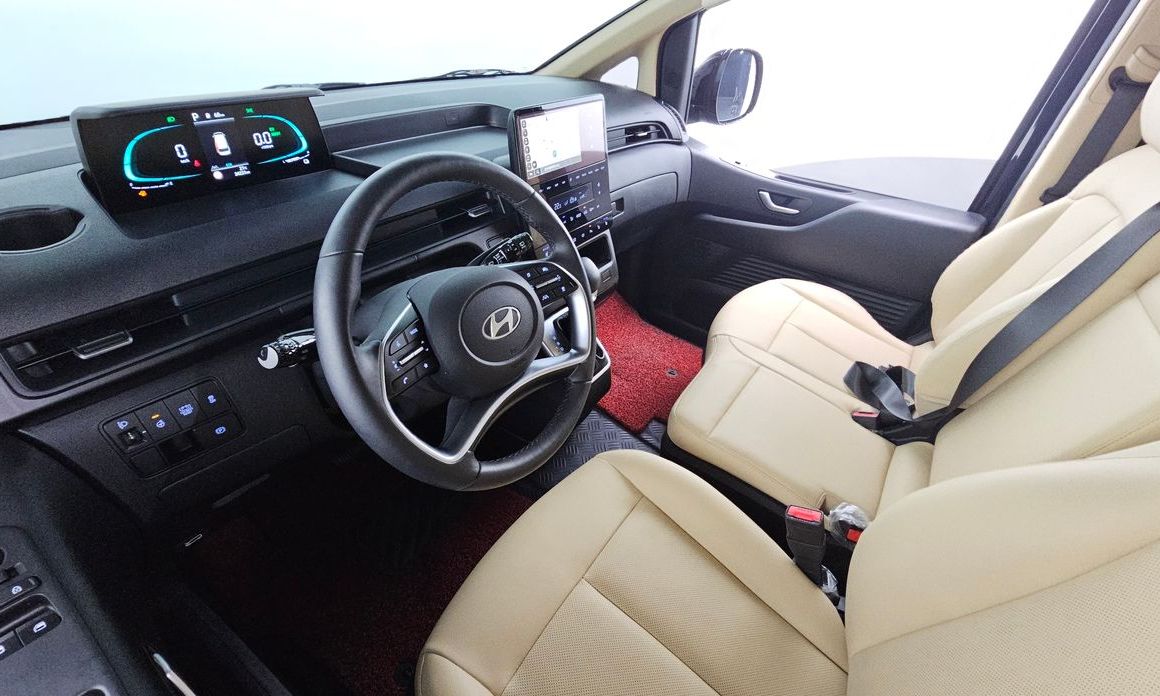 Hyundai Staria 2025