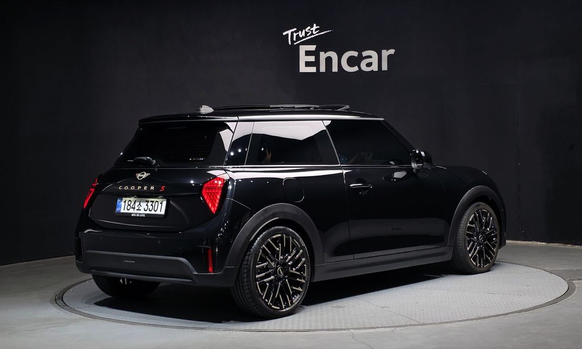 Mini Cooper 2025