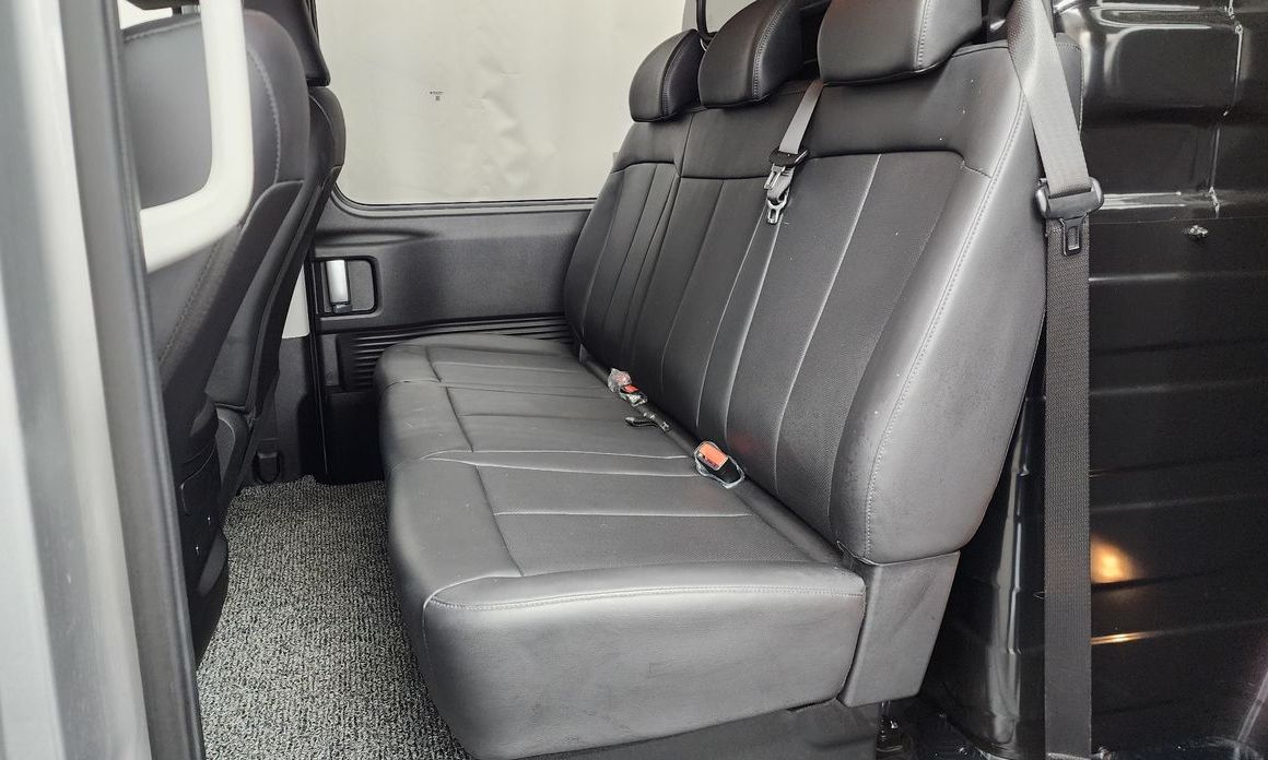 Hyundai Staria 2025