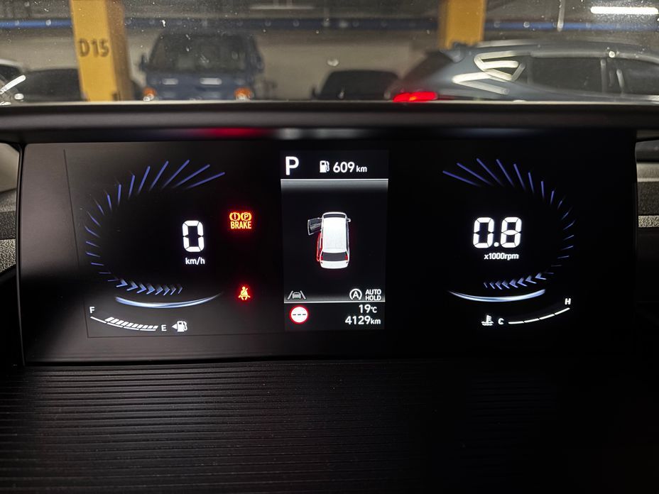 Hyundai Staria 2025