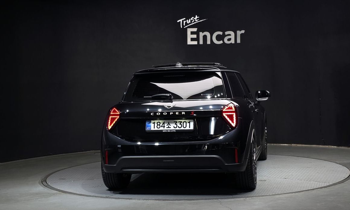 Mini Cooper 2025