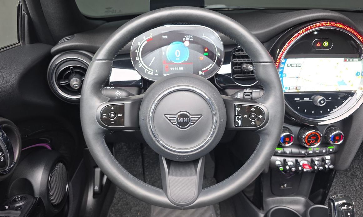 Mini Cooper Convertible 2024