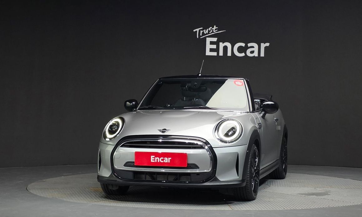 Mini Cooper Convertible 2024
