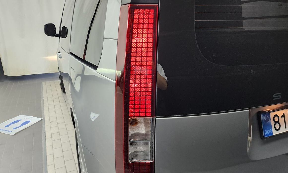 Hyundai Staria 2025