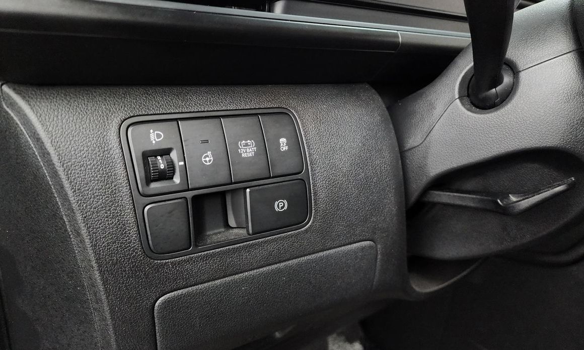 Hyundai Staria 2025