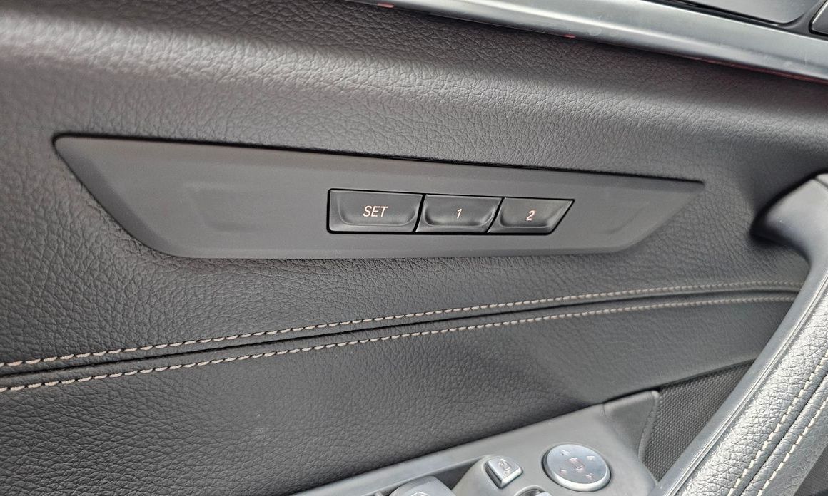 BMW 5-Series 2023