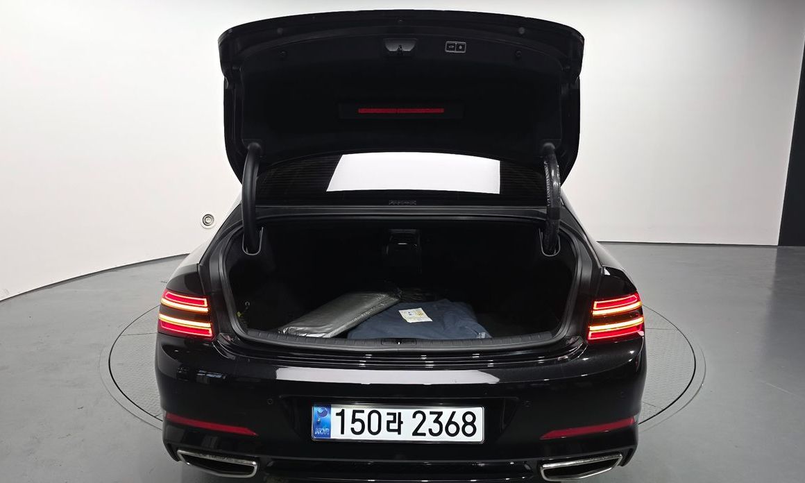 Genesis G80 2023