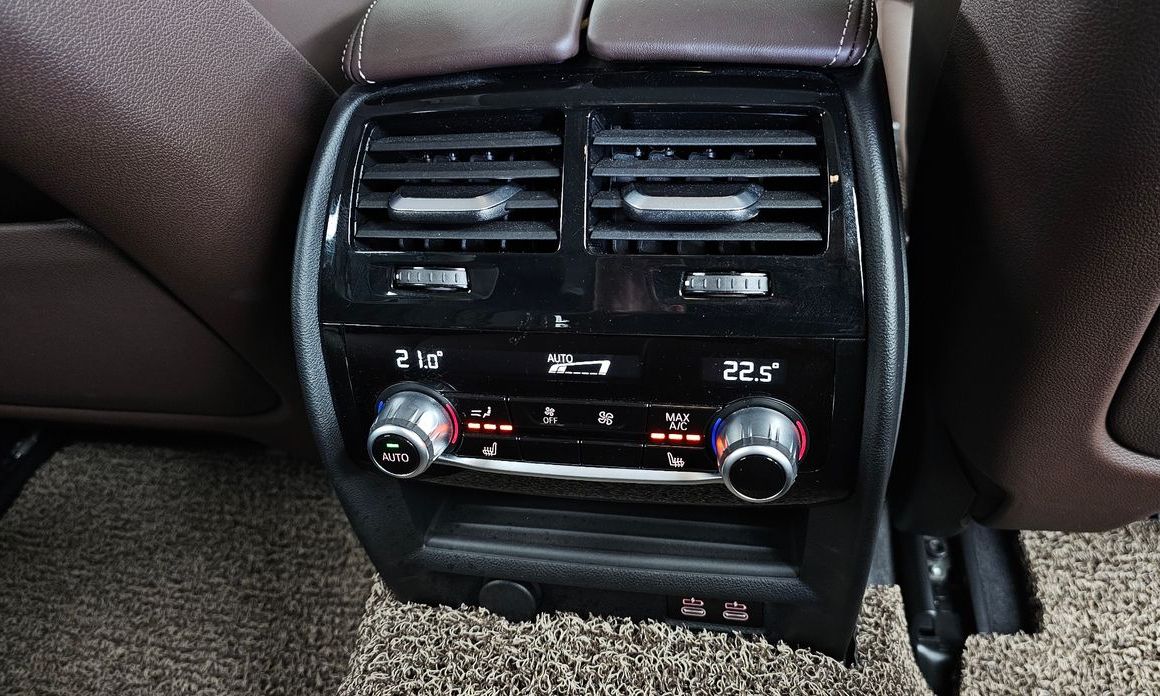 BMW 5-Series 2022