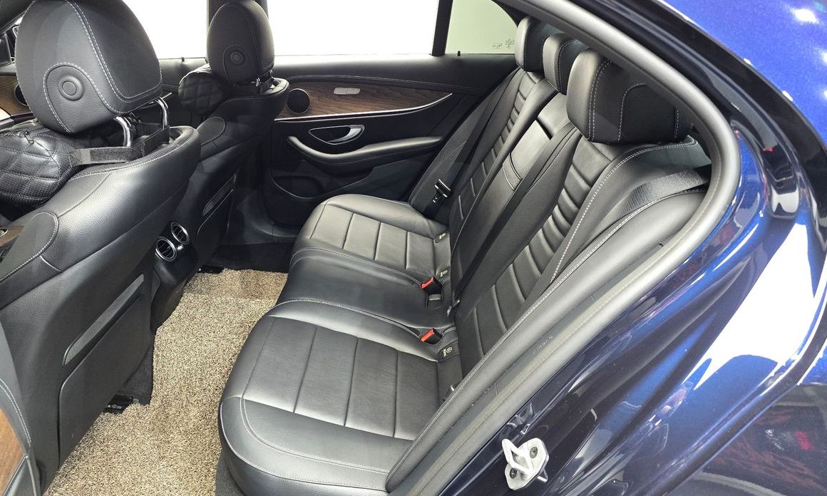 Mercedes-Benz E-Class 2022