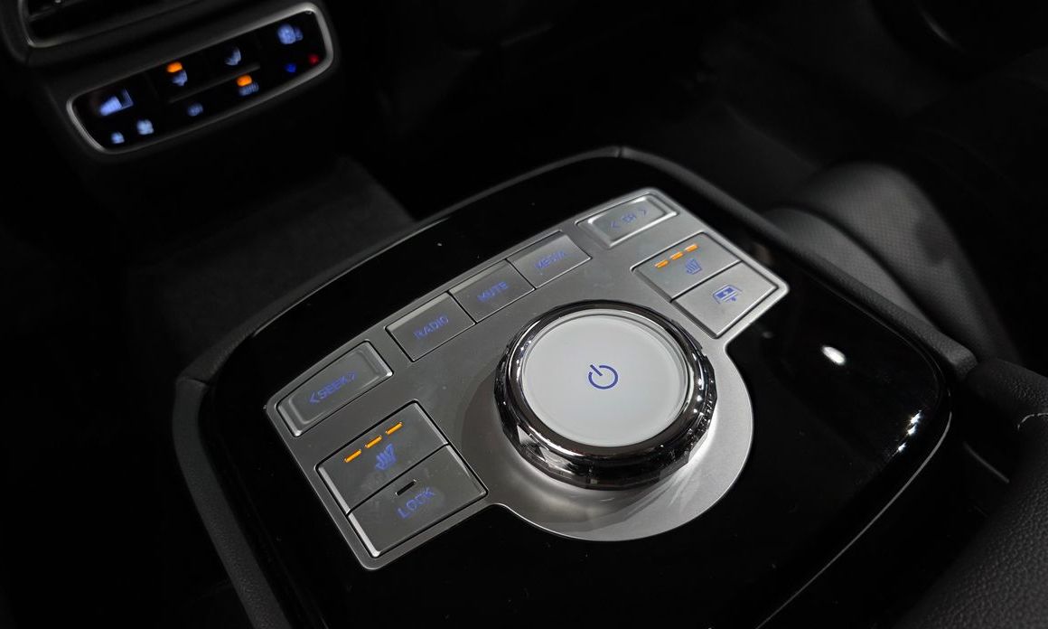 Genesis G80 2023