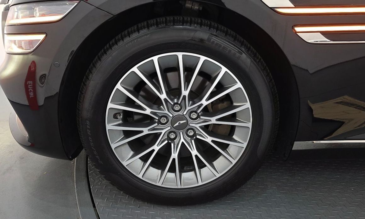 Genesis G80 2023