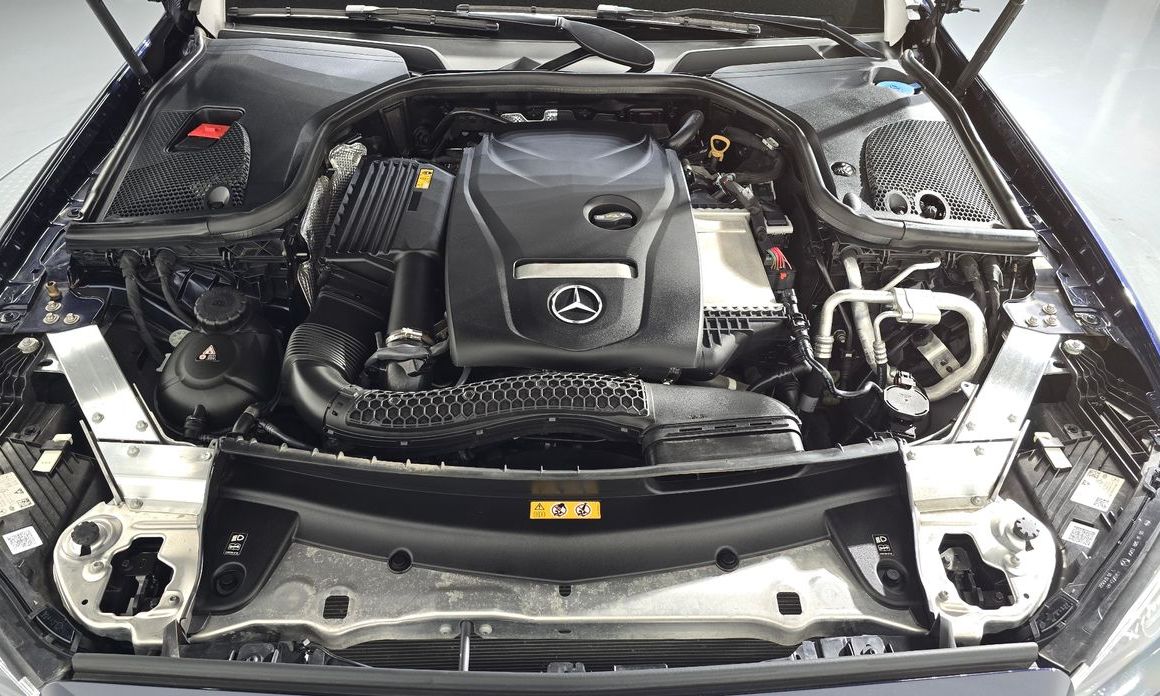 Mercedes-Benz E-Class 2022