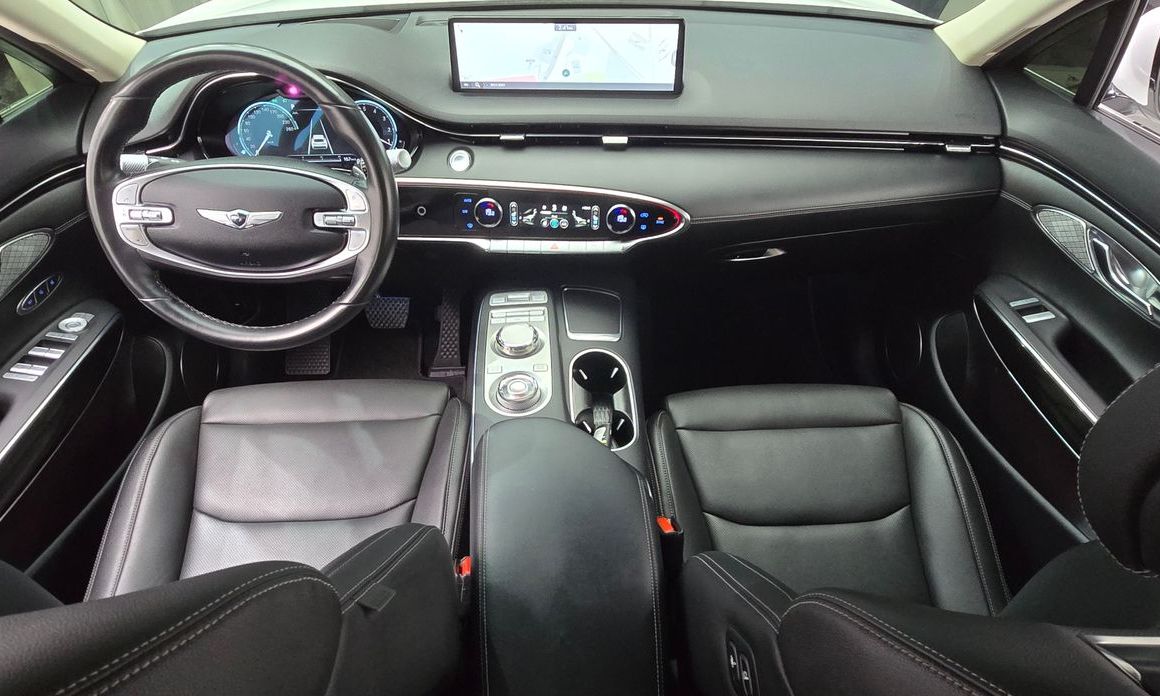 Genesis GV70 2023