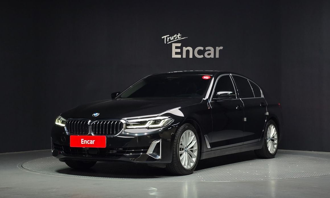 BMW 5-Series 2022