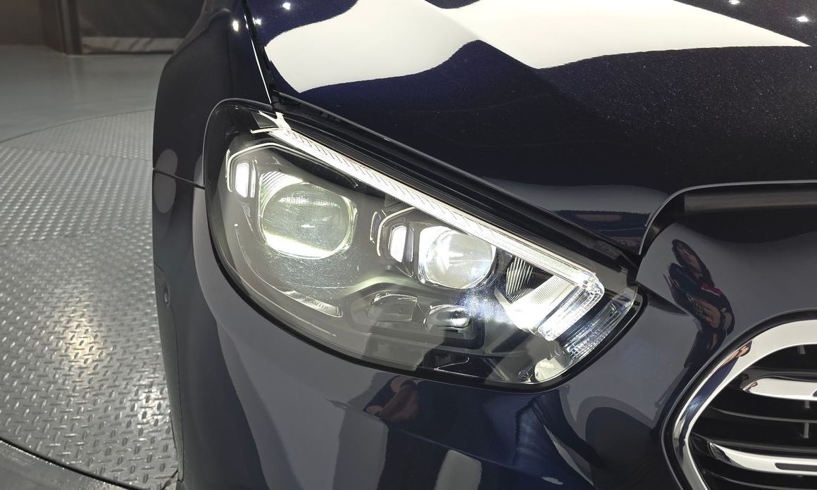 Mercedes-Benz E-Class 2022