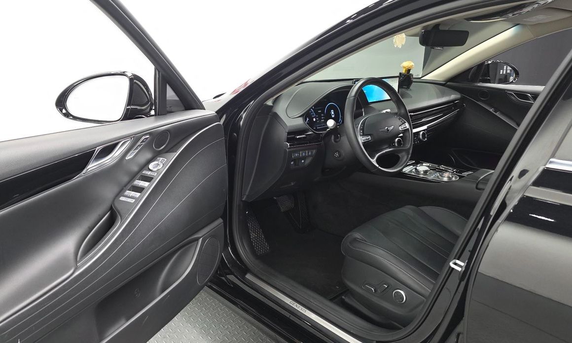 Genesis G80 2023