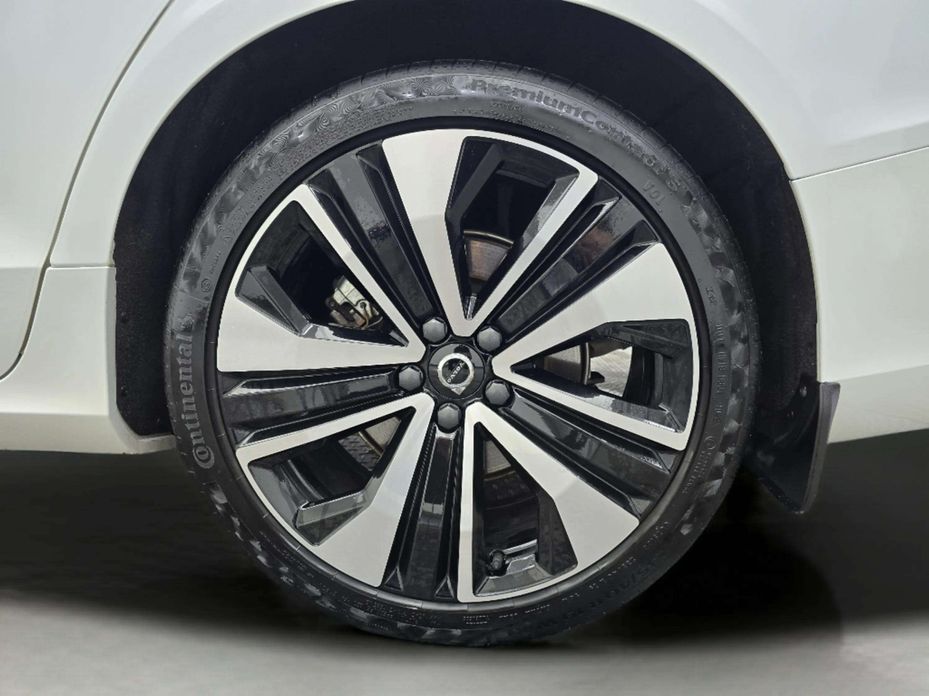 Volvo S60 2023