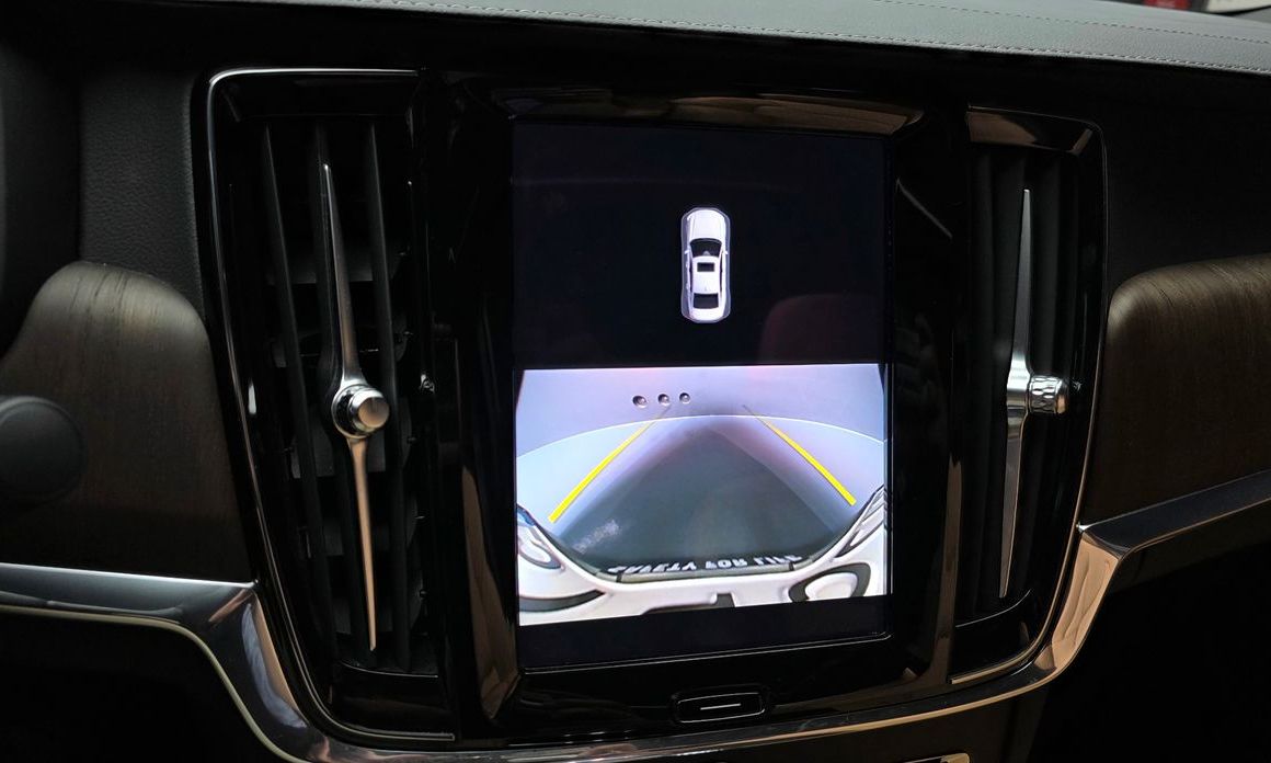 Volvo S90 2023