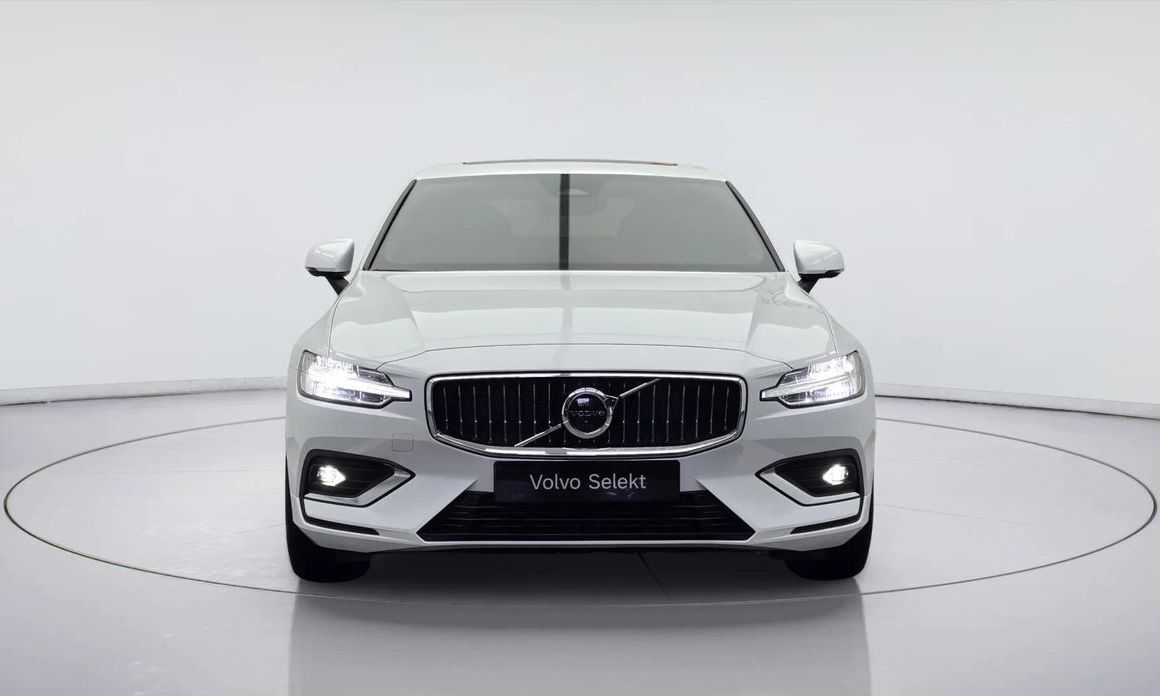 Volvo S60 2023