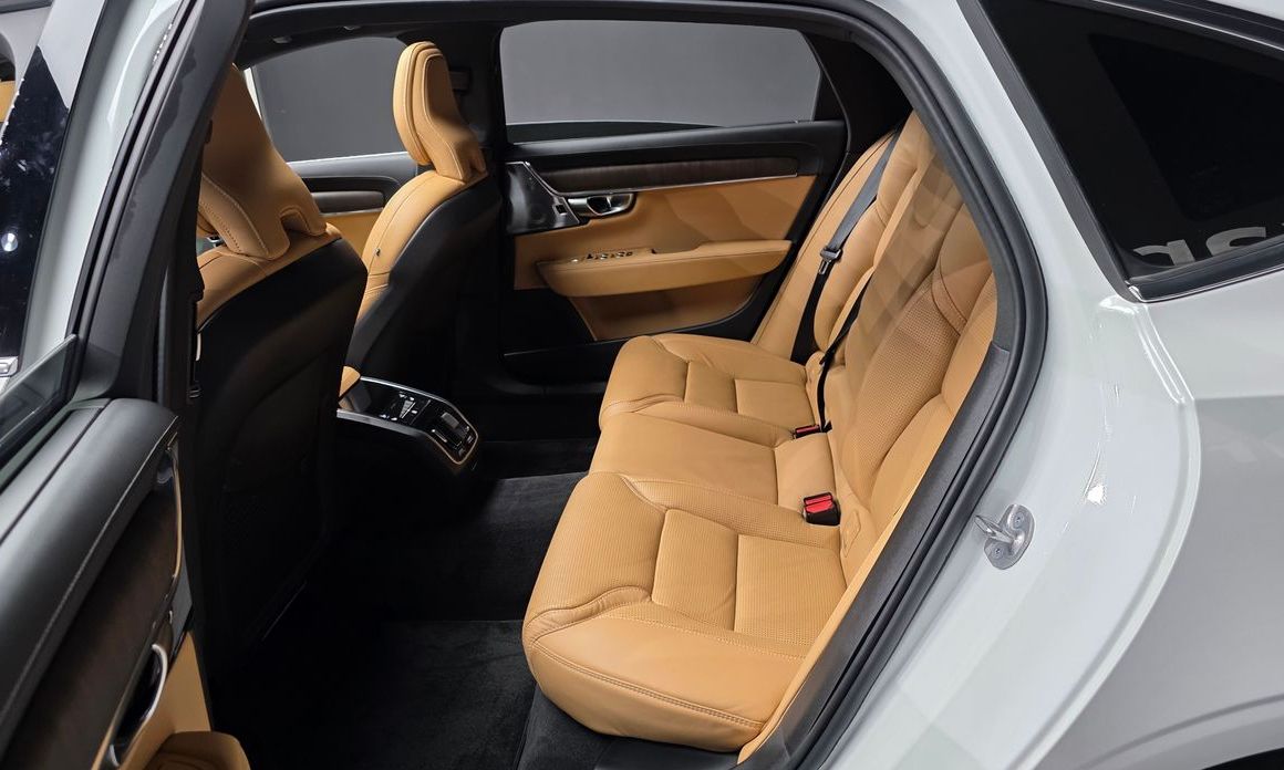 Volvo S90 2023