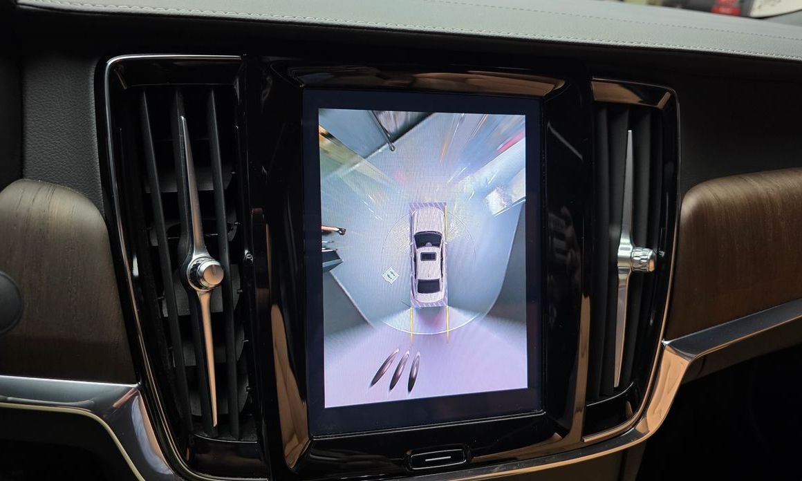 Volvo S90 2023