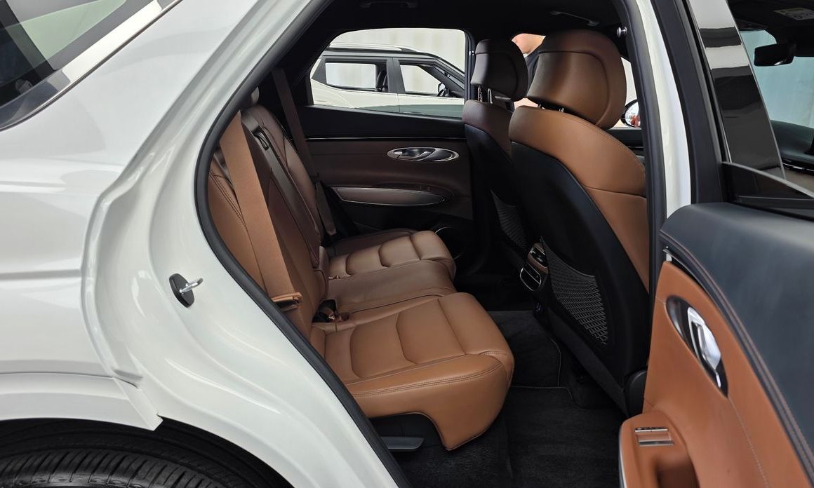 Genesis GV70 2024